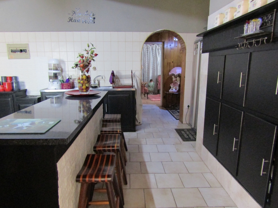 Commercial Property for Sale in Kareedouw Eastern Cape